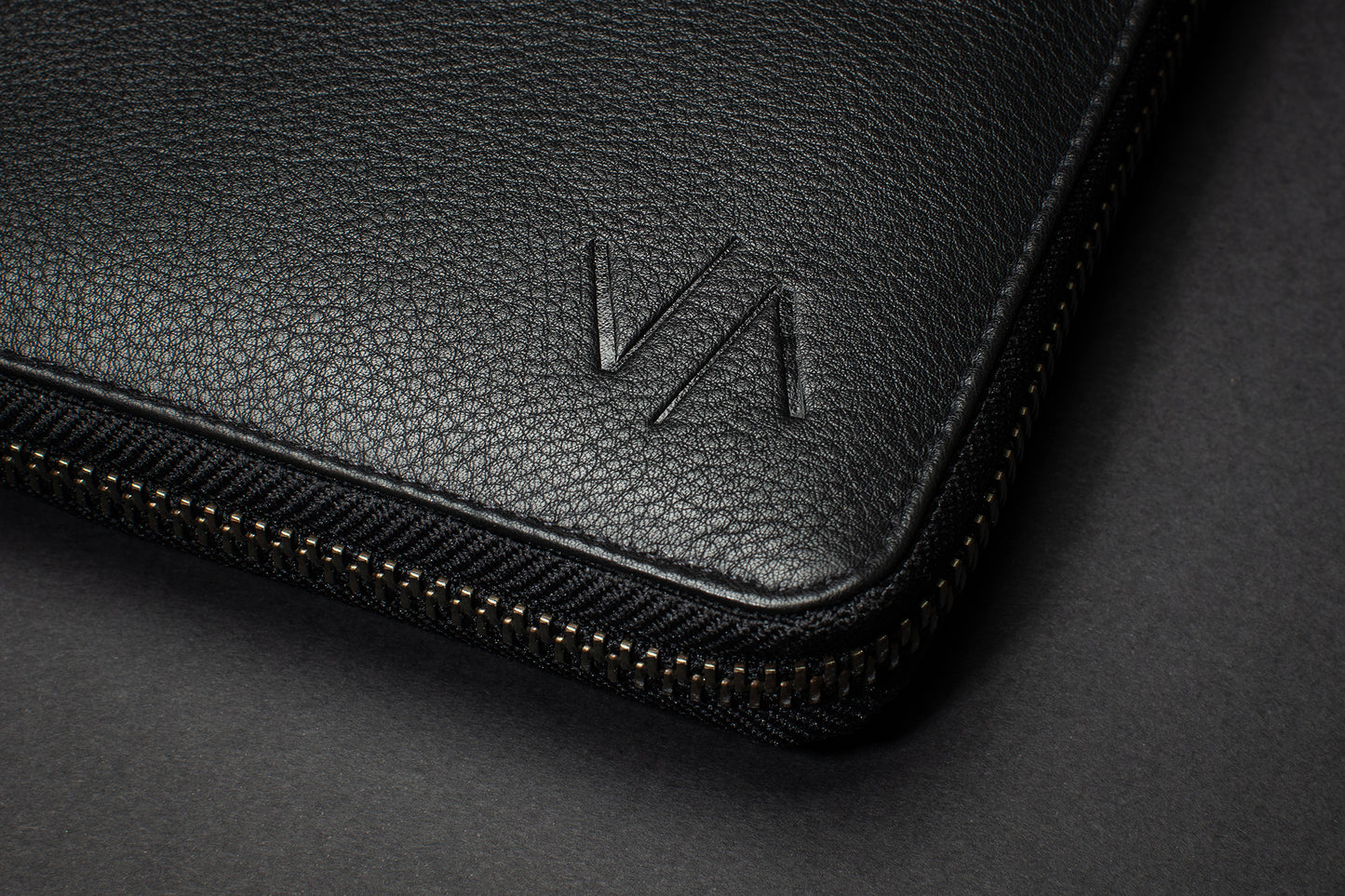 VAPAUS Luxury Travel Wallet